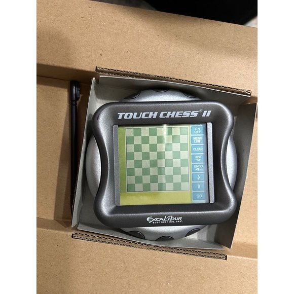 Chess game touch screen Chessboard toy - Picture 1 of 5